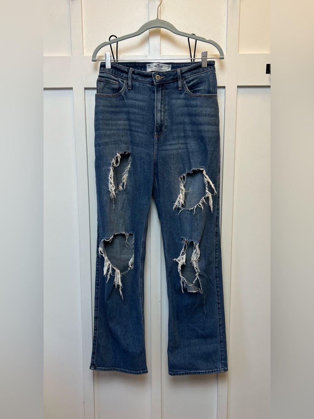 Hollister Curvy Ultra High Rise Dad Jeans Siz 7 W28 L31 Blue Distressed Wide Leg